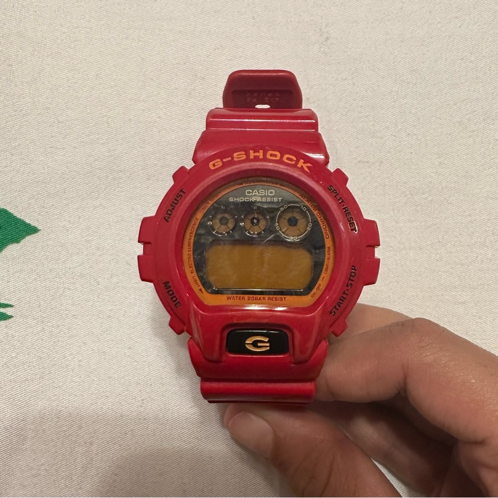 G Shock red and orange DW-6900CB